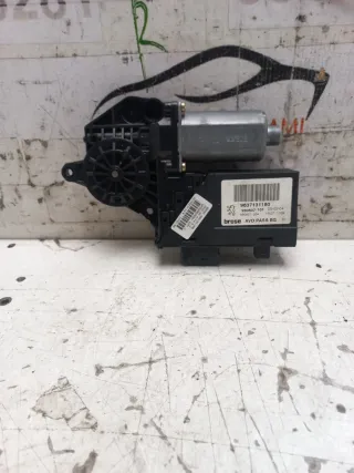 Motor Elevalunas Delantero Derecho Brose