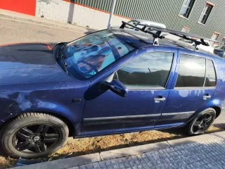 Volkswagen Golf 2024