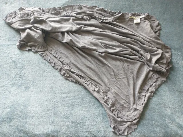 Stole fantasia floreale, grigio e beige