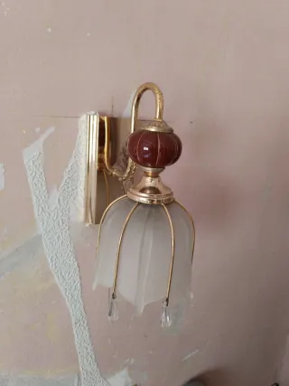 3 lámparas de techo y 2 apliques