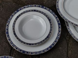 Set Piatti Thun Porcellana Blu e Bianco