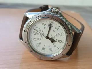 Hamilton Khaki 9443 Cuarzo Marrón
