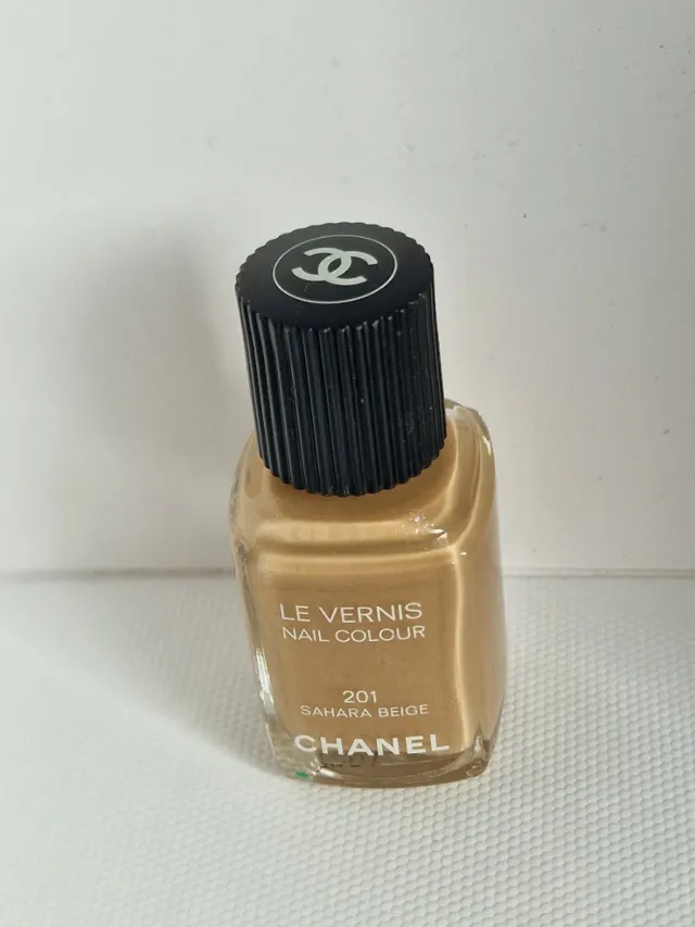 Chanel Le Vernis 201 Sahara Beige