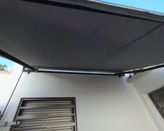 Toldo gris antracita