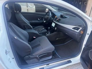 Renault Megane AUTHENTIQUE 1.4 16V