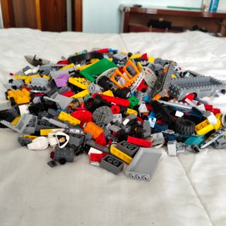 Enorme lotto di pezzi Lego originali