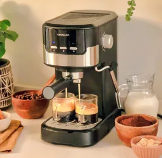Cafetera Espresso Cecotec Nueva