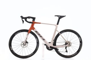 BH RS1 4.0 Di2 12V (carretera) t.58 Reacondicionada