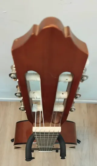 Guitarra Yamaha C40
