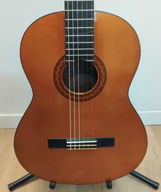 Guitarra Yamaha C40