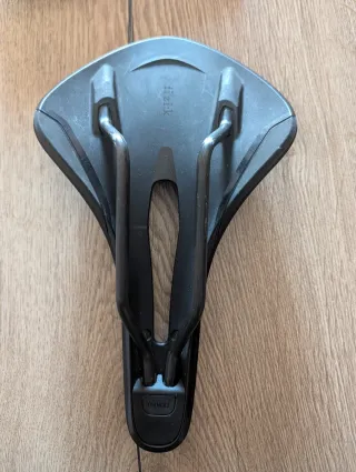 Sillín Fizik Tempo R1