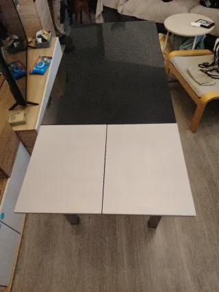 Mesa extensible Ondarreta cristal negro y metal