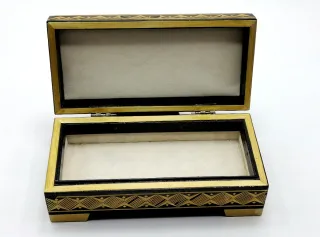 Precioso cofre antiguo madera made in USSR