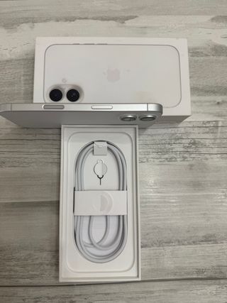 iPhone 16 128gb con 3 cargas factura