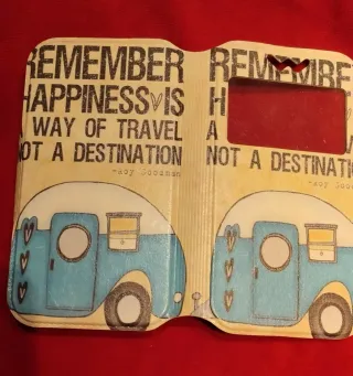 Funda móvil diseño caravana