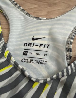 Lote 5 Camisetas Nike Pro Talla XS