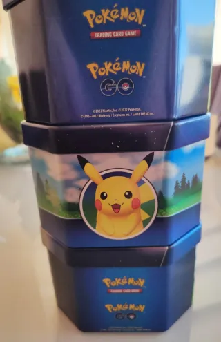 3 Latas Coleccionables Pokémon GO TCG