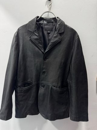 Chaqueta de piel Zara Negra