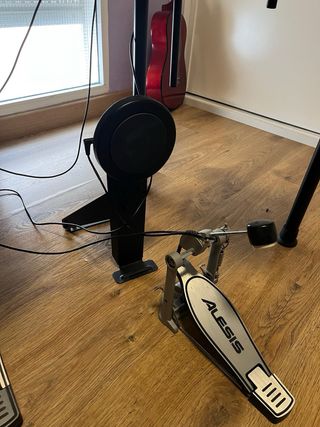 Alesis Nitro Mesh Kit Batería Electrónica