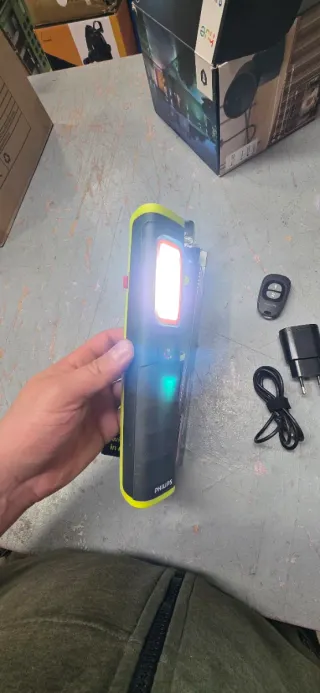 Lâmpada LED Philips Xperion 6000 UV
