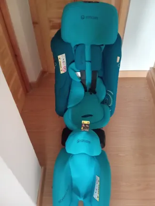 Silla Coche Concord Reverso Plus. Azul petróleo.