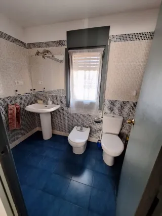 Alquiló habitación céntrica en Jaca.