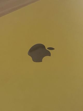 iPad 10ª Gen 64GB WiFi Amarillo