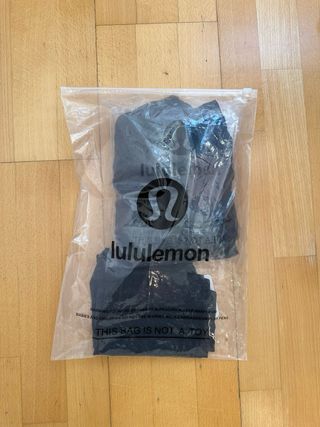 Conjunto Lululemon Negro Chaqueta y Leggings