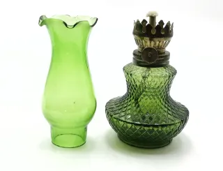 Bonito candil, lámpara de aceite de vidrio verde