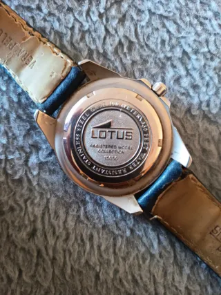 Reloj Lotus Vintage Negro