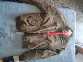 Chaqueta de pana marrón