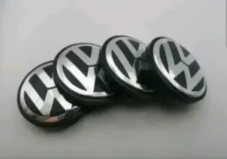 TAPAS BUJE RUEDA LLANTA VOLKSWAGEN GOLF 3B7601171