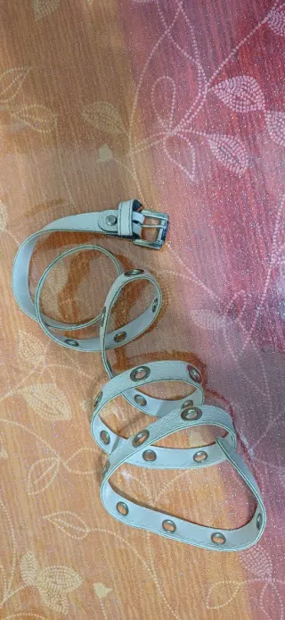 Cintura donna con occhielli