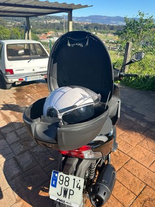 Kymco Agility City 125 Negra