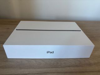 iPad 9ª Gen + Funda Teclado Slim Folio