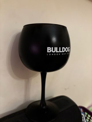 Bicchiere Bulldog London Dry Gin Nero