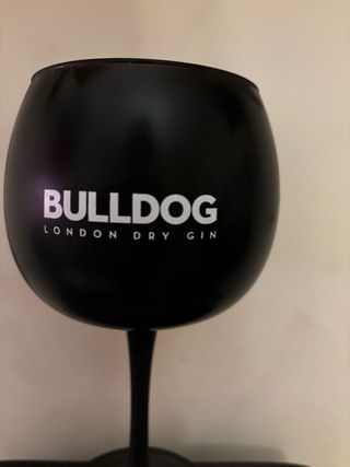 Bicchiere Bulldog London Dry Gin Nero