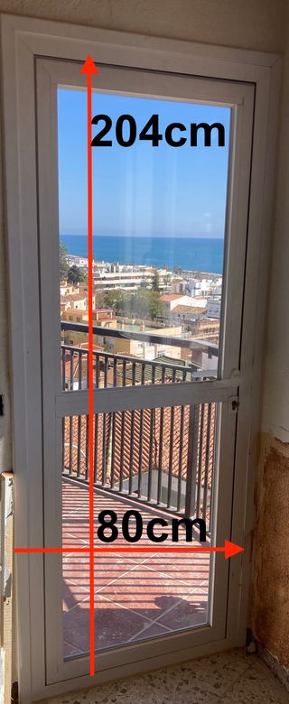 3 Ventanas PVC + 1 Puerta