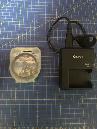 Cámara de Fotos Canon 1300D Reflex Digital