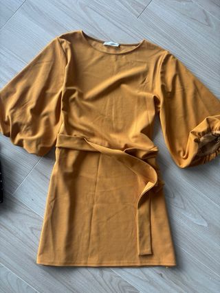 Vestiti Mango e Zara