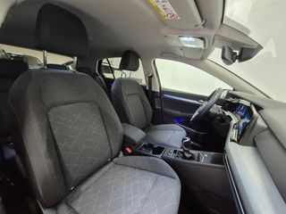 VOLKSWAGEN GOLF VIII LIFE 1.0 TSI 110CV MANUAL