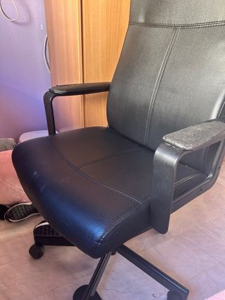 Silla de escritorio negra
