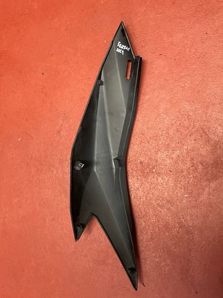 Carenado Trasero Derecho SR125GT 2024