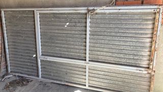 Puertas de garaje-RECOGIDA ALAMEDA DE LA SAGRA