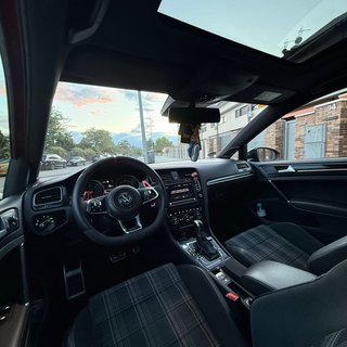 VOLKSWAGEN GOLF GTD DSG6 2016