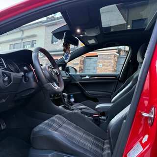 VOLKSWAGEN GOLF GTD DSG6 2016