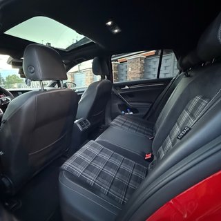 VOLKSWAGEN GOLF GTD DSG6 2016