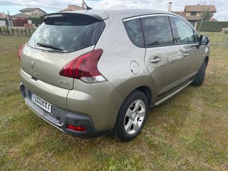 Peugeot 3008 2015 Hybrid4 Diesel+electrico 200cv