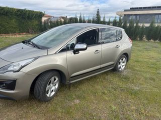 Peugeot 3008 2015 Hybrid4 Diesel+electrico 200cv