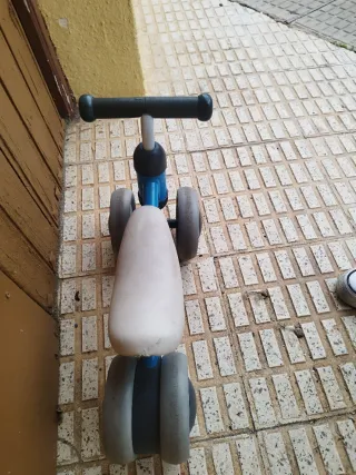 Bicicleta de equilibrio Sawyer + patines